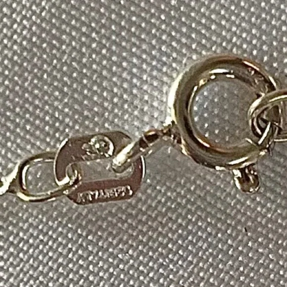 Sterling Silver heart necklace - Picture 5 of 12